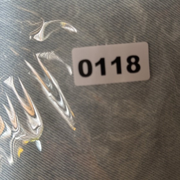 Levi's Women's Twisted Icon Skirt - Picture 8 of 8